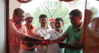सभापति निलेश कुमार ने किया चिंतामणी चक मध्य विद्यालय के प्राचार्य कक्ष का शुभ उद्घाटन।
