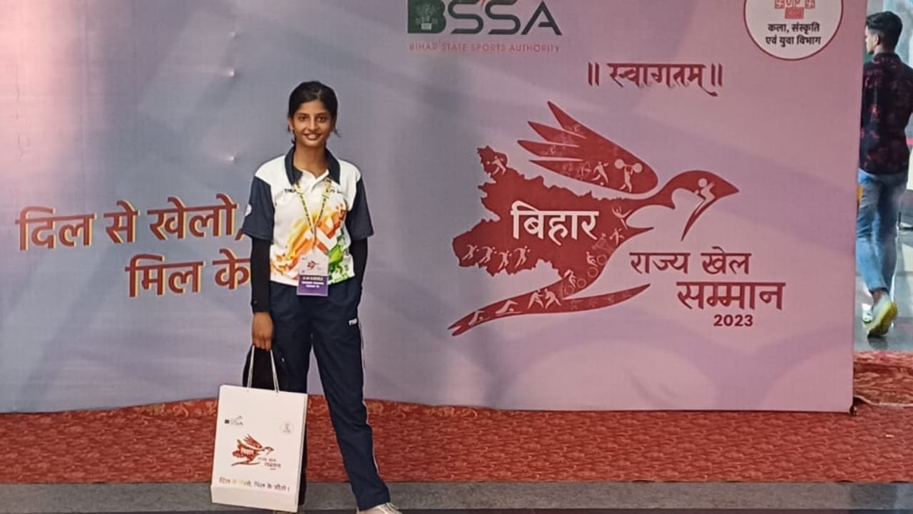 Mokama's daughter Sanaya honored by Bihar government on Sports Day